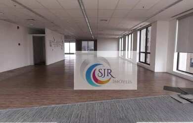 Imagem: O depósito possui 5 Vagas na garagem, 366m² de Área e está