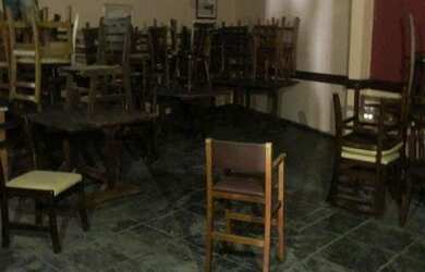 Imagem: O depósito possui 5 Vagas na garagem, 260m² de Área e está