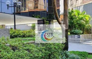 Imagem: O depósito possui 5 Vagas na garagem, 572m² de Área e está