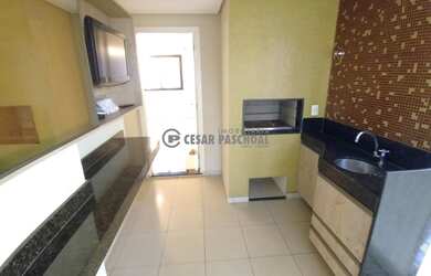 Imagem: O apartamento possui 3 Dormitórios, 5 Banheiros, 3 Vagas na