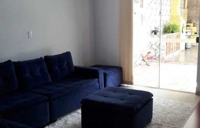 Imagem: A casa possui 3 Dormitórios, 2 Banheiros, 4 Vagas na garagem