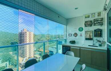 Imagem: O apartamento possui 3 Dormitórios, 5 Banheiros, 3 Vagas na