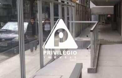 Imagem 2: Apartamento na Tijuca. Varanda, 99m² de Área, 1 Vaga na garageme2 Dormitórios