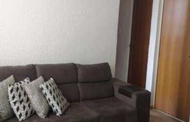 Imagem: O apartamento possui 2 Dormitórios, 1 Banheiro, 1 Vaga na garagem