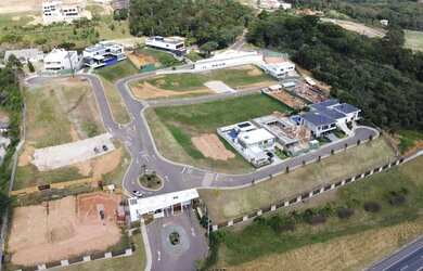 Imagem: O terreno possui 998m² de Área e está localizado em Cidade