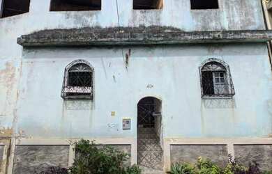 Imagem: A casa possui 2 Dormitórios, 1 Banheiro e está localizado