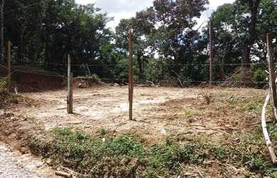 Imagem: O terreno possui 1000m² de Área e está localizado em Chácara