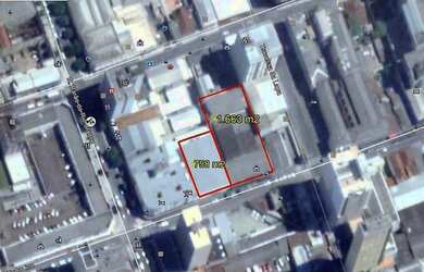 Imagem: O terreno possui 2252m² de Área e está localizado em Centro