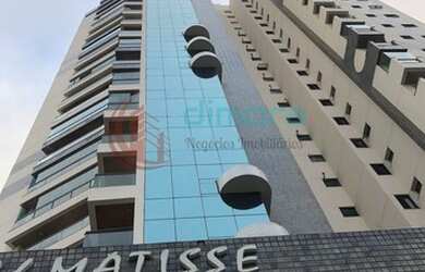 Imagem: O apartamento possui 3 Dormitórios, 5 Banheiros, 2 Vagas na