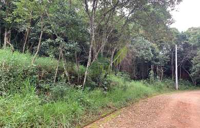 Imagem: O terreno possui 5.400m² de Área e está localizado em Portão