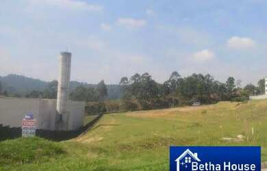 Imagem: O terreno possui 6554m² de Área e está localizado em Tamboré