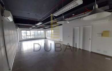 Imagem: O depósito possui 1 Vaga na garagem, 40m² de Área e está