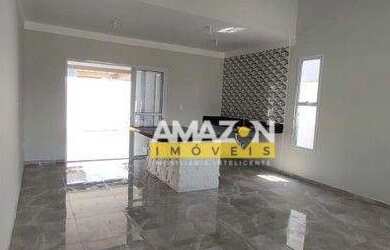 Imagem: A casa em condomínio possui 3 Dormitórios, 1 Banheiro, 4 Vagas