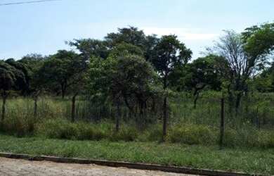 Imagem: O terreno possui 3.000m² de Área e está localizado em Jardim