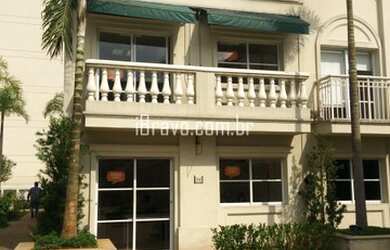 Imagem: O depósito possui 2 Vagas na garagem, 100m² de Área e está