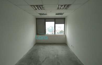 Imagem: O depósito possui 1 Vaga na garagem, 29m² de Área e está