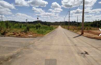 Imagem: O terreno possui 1.365m² de Área, Imóvel novo e está localizado