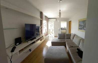 Imagem: O apartamento possui 3 Dormitórios, 1 Banheiro, 1 Vaga na garagem