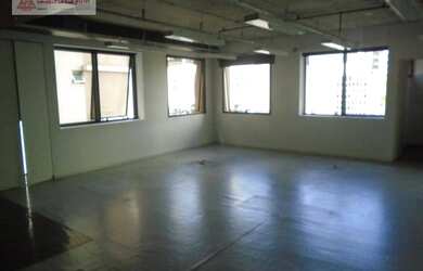 Imagem: O depósito possui 135m² de Área e está localizado em Pinheiros