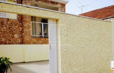 Imagem: O depósito à venda possui 3 Vagas na garagem e 128m² de Área