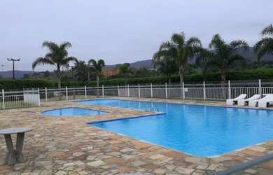 Imagem: A casa em condomínio possui 2 Dormitórios, 2 Banheiros, 2