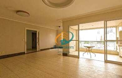 Imagem: O apartamento possui 4 Dormitórios, 3 Banheiros, 3 Vagas na