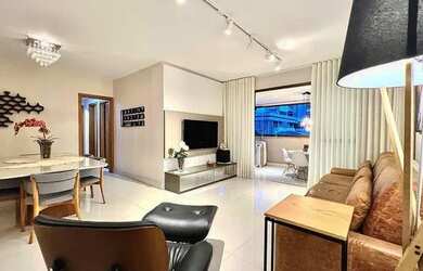 Imagem: O apartamento possui 4 Dormitórios, 4 Banheiros, 3 Vagas na