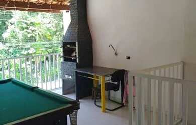 Imagem: A casa possui 3 Dormitórios, 1 Banheiro, 3 Vagas na garagem