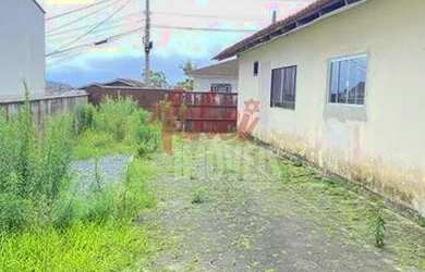 Imagem: A casa possui 2 Dormitórios, 1 Banheiro, 77m² de Área e