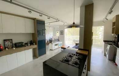 Imagem: O apartamento possui 2 Dormitórios, 2 Banheiros, 2 Vagas na