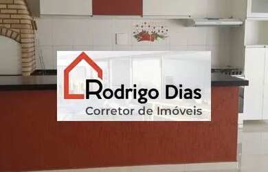 Imagem: A casa em condomínio possui 3 Dormitórios, 2 Banheiros, 4