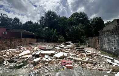 Imagem: O terreno possui 883m² de Área, Imóvel novo, Imóvel mobiliado