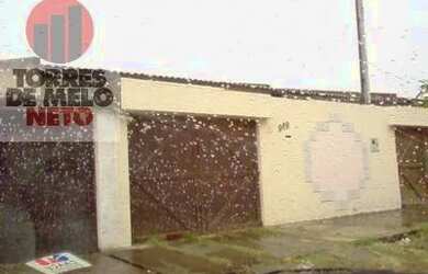 Imagem: A casa possui 3 Dormitórios, 3 Banheiros, 80m² de Área e