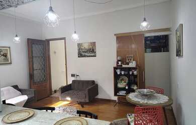 Imagem: A casa possui 2 Dormitórios, 2 Banheiros, 1 Vaga na garagem