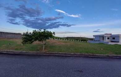 Imagem 9: Excelente terreno à venda em condomínio de luxo, 200 m² por R$ 150.000