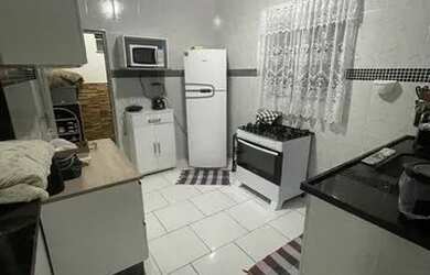 Imagem: A casa possui 1 Dormitório, 1 Banheiro, 60m² de Área e está