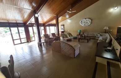 Imagem 11: Casa condomínio Portogalo dentro canal da Marina - churrasqueira - lancha...