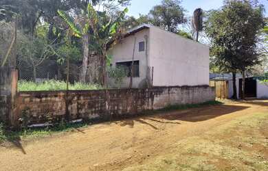 Imagem: A chácara possui 900m² de Área e está localizado em Jardinópolis