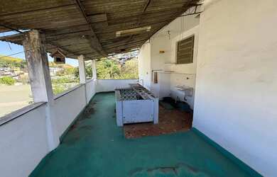 Imagem 10: Imóvel para aluguel tem 300 metros quadrados com 3 quartos em Teixeiras...