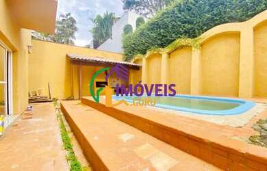 Imagem: A casa em condomínio possui 4 Dormitórios, 2 Banheiros, 4