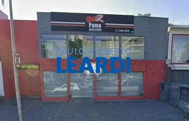 Imagem: A casa possui 4 Dormitórios, 5 Banheiros, 5 Vagas na garagem