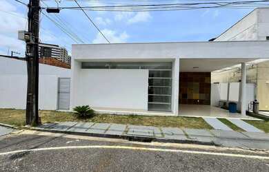 Imagem: O apartamento possui 3 Dormitórios, 3 Banheiros, 1 Vaga na