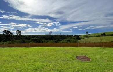 Imagem: O terreno à venda possui 537m² de Área e está localizado