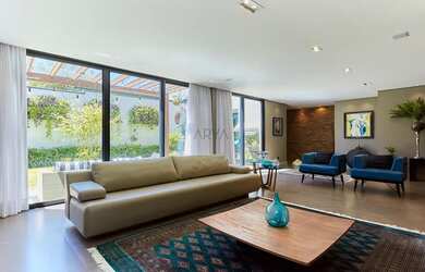 Imagem 4: Casa em condomínio no Seminário ARYA1