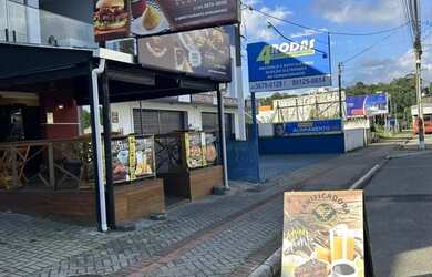 Imagem 2: Restaurante e Panificadora Faturando na avenida