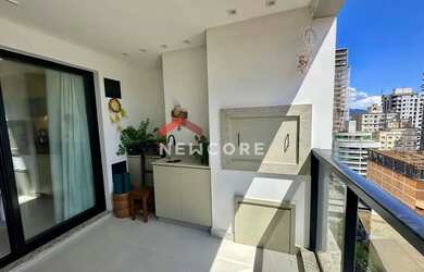 Imagem: O apartamento possui 3 Dormitórios, 4 Banheiros, 2 Vagas na