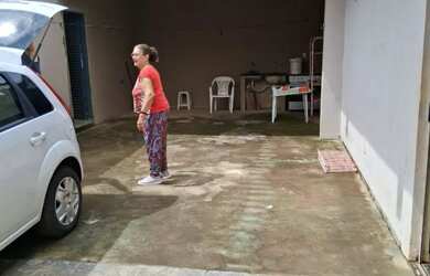 Imagem: A casa em condomínio possui 2 Dormitórios, 2 Banheiros, 4