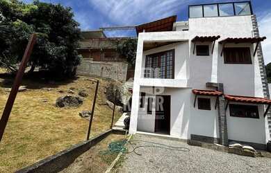 Imagem: Casa com 2 dormitórios à venda, 92 m² por R$ 360.000,00