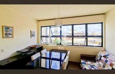 Imagem: O apartamento possui 3 Dormitórios, 2 Banheiros, 2 Vagas na