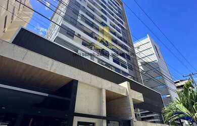 Imagem: O apartamento possui 1 Dormitório, 1 Banheiro, 1 Vaga na garagem